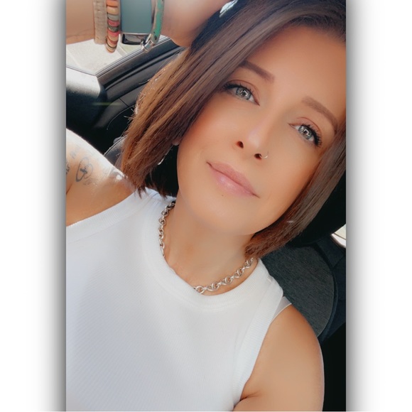 Meet your Posher, Jojo - Picture 1 of 3